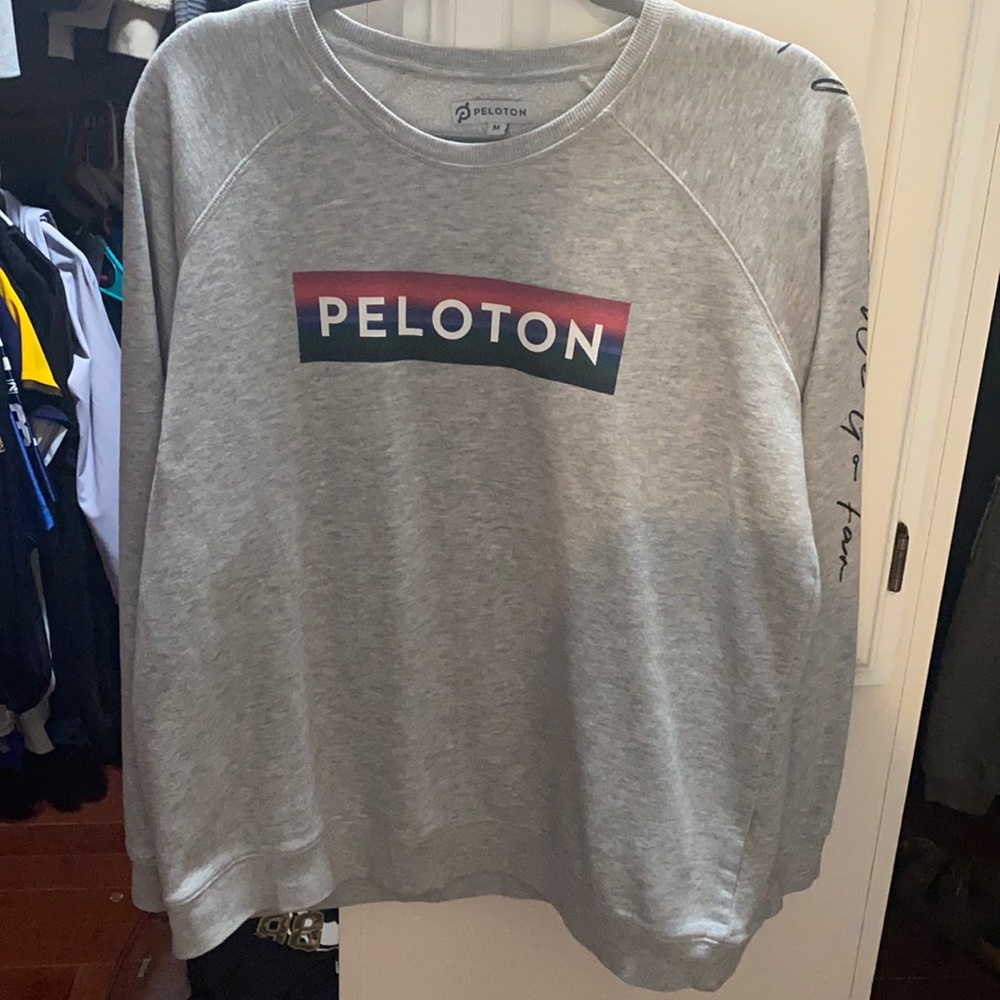 Peloton crew sweatshirt size medium